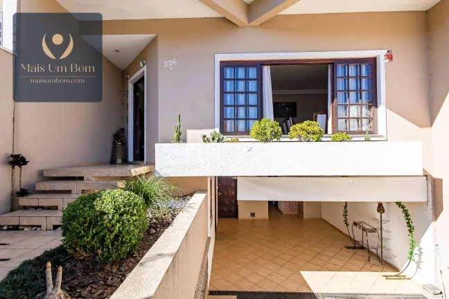 Imagem Sobrado 195 m² com ático, 3 quartos (1 suíte) à venda por R$ 849.900,00- Boa Vista - Curitiba/PR
