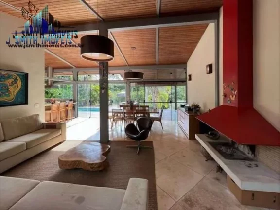 Imagem Casa LINDA TÉRREA! Impecável. Elementos rústicos! 3 suítes. Terreno 2.500m²
