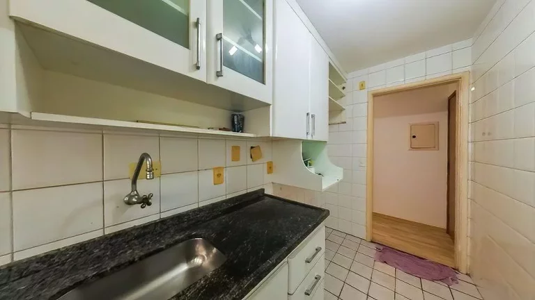 Imagem Grande oportunidade no Itaim, 60m², 2 vagas, preço de ocasião!