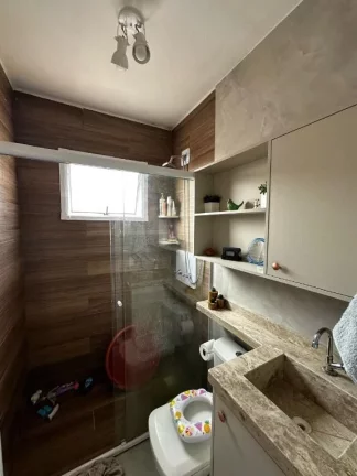 Imagem Sobrado com 2 dormitórios à venda, 57 m² por R$ 395.000,00 - Vila Colorado - Suzano/SP
