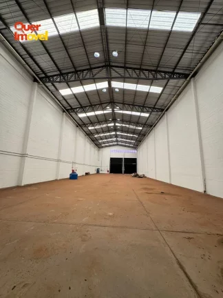 Imagem Galpão Comercial de Alto Padrão em Ribeirão Preto-SP, Recreio Anhangüera! 3 banheiros, 1.240m² de área. Locação já! Quer Imóvel Negócios Imobiliários!