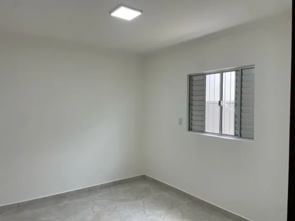 Imagem Casa à venda em Sorocaba-SP, Jardim Guaíba: 2 quartos, 1 sala, 1 banheiro, 2 vagas, 109m². Venha conferir!