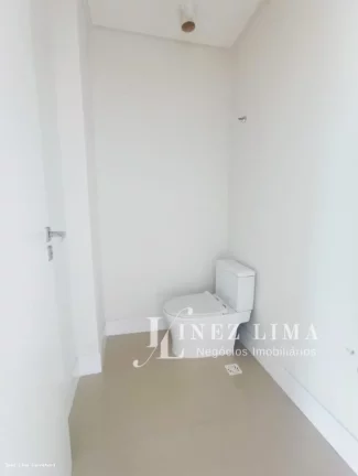 Imagem Alto Padrão para Venda em Itapema, meia praia, 3 dormitórios, 3 suítes, 4 banheiros, 2 vagas