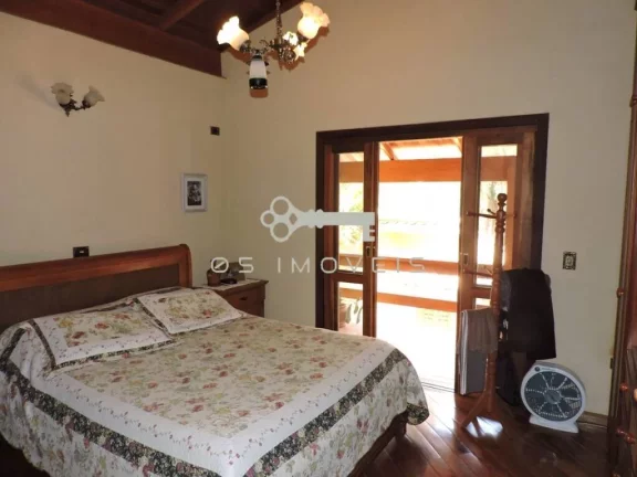Imagem Espaçosa casa na Chácara Vale do Rio Cotia - Fazendinha - Granja Viana