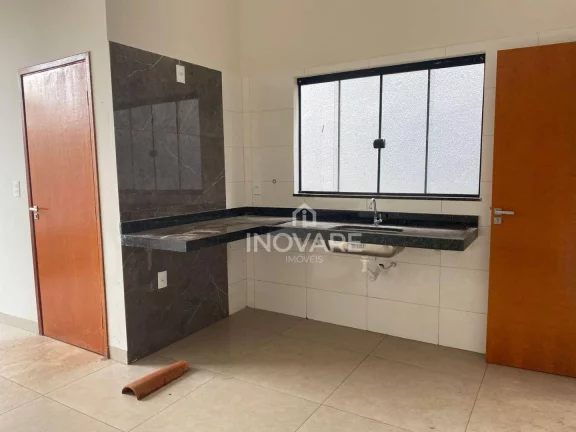 Imagem Casa com 3 dormitórios à venda, 80 m² por R$ 320.000,00 - Afonso Pena - Itumbiara/GO