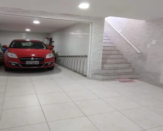 Imagem * SOBRADO NA V. UNIVERSITÁRIA C/ 3 DORMS; SUÍTE, 3 VAGAS DE GARAGEM.