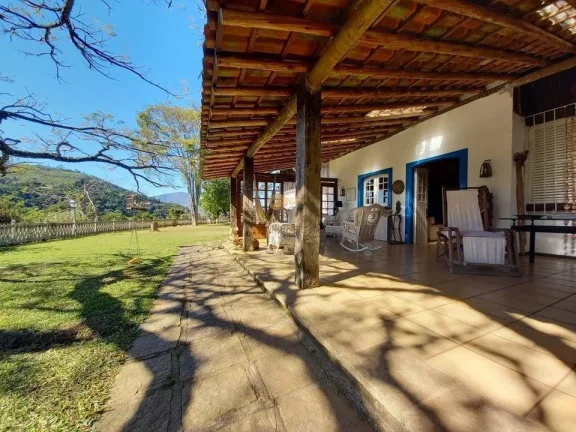 Imagem Casa para Venda em Teresópolis / RJ no bairro Golfe