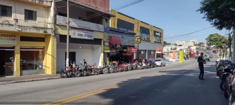 Imagem Salão para alugar, 300 m² por R$ 15.300,00/mês - Vila Correa - Ferraz de Vasconcelos/SP