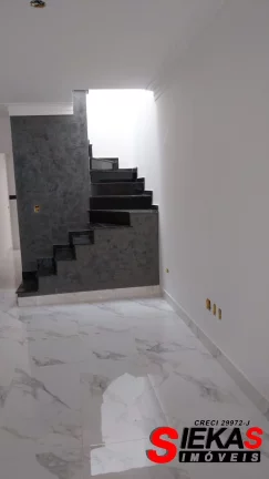 Imagem Imperdível: Casa à venda na Vila Ré, São Paulo-SP, 3 quartos, 1 suíte, 1 sala, 3 banheiros, 2 vagas de garagem, 108m².
