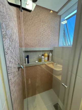 Imagem Apartamento com 2 Quartos à Venda, 76 m² em Menino Deus - Porto Alegre