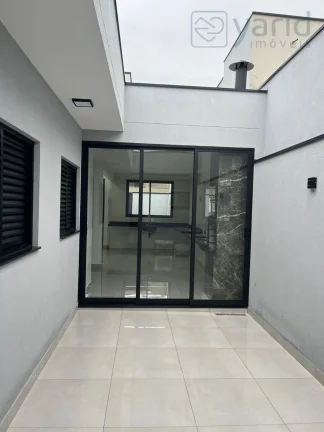 Imagem Oportunidade imperdível: Casa à venda em Jundiaí-SP, bairro Jardim Marambaia, 3 quartos, 1 suíte, 1 sala, 1 banheiro, 2 vagas, 94m².