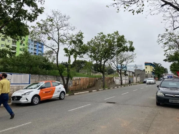 Imagem Terreno à venda, 2000 m² por R$ 4.200.000,00 - Jardim Santa Helena - Suzano/SP