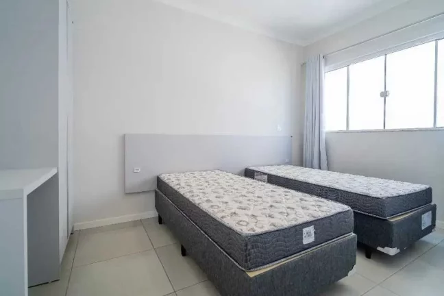 Imagem Apartamento 2 dormitórios sendo 1 suíte e 1 vaga de garagem em Mariscal- Bombinhas!