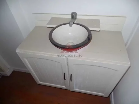 Imagem Sala comercial com excelente localização no centro de Niterói.