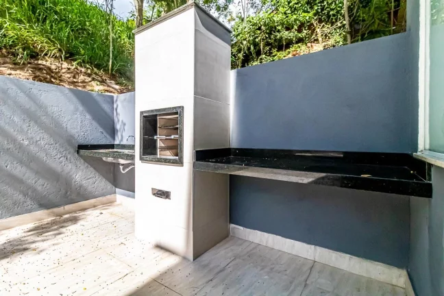 Imagem Casa para Venda em Niterói, Vila Progresso, 4 dormitórios, 4 suítes, 8 banheiros, 2 vagas