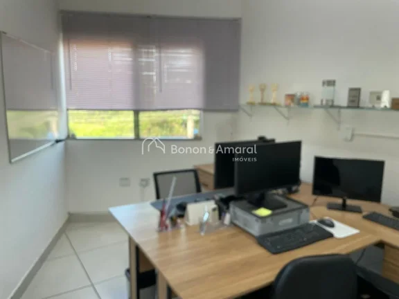 Imagem Prédio comercial localizado em ponto estratégico na cidade de Paulínia. Esse moderno e bem estrut...