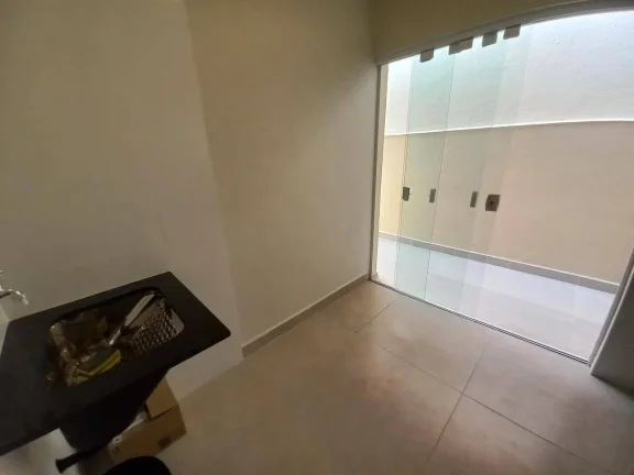 Imagem Venha conhecer essa casa confortável no Balneário Três Marias em Peruíbe