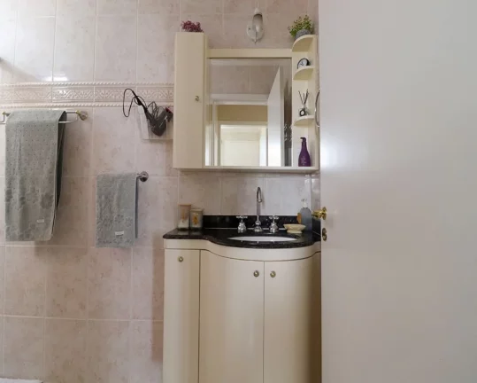 Imagem Apartamento na Pompéia com 2 dormitórios e 2 vagas, 63m²