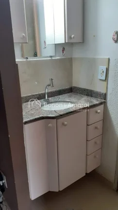 Imagem Linda casa térrea, de 2 quartos e 3 vagas cobertas.

Sala ampla de estar/TV
Sala de jantar, cozinha...