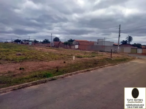 Imagem Lotes Fundo para Avenida Principal do Setor a 5 km do Centro