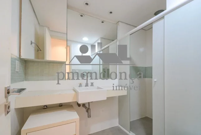 Imagem Apartamento reformado a venda em Pinheiros com 2 quartos( 1 suí­te )e 1 vaga, 123m²