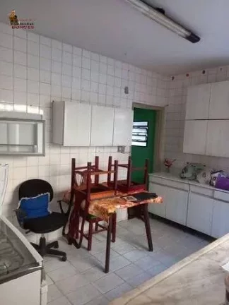 Imagem SOBRADO BEM LOCALIZADO COM 2 DORM, 1VAGA, EDÍCULA