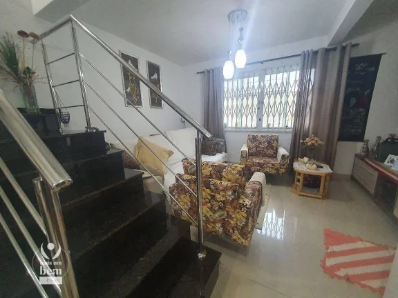 Imagem ESTUDA PERMUTA ATÉ 600 MIL - sobrado com elevador, 142 m², 3 quartos (1 suíte), 2 vagas por R$ 795.000,00 - Hauer - Curitiba/PR