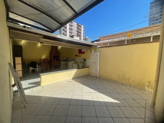 Imagem Sobrado 3 dormitórios sendo 1 suíte ao lado da praia – GUILHERMINA