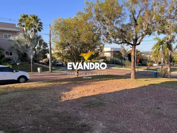 Terreno em Condomínio para Venda em Cuiabá / MT no bairro Jardim Imperial