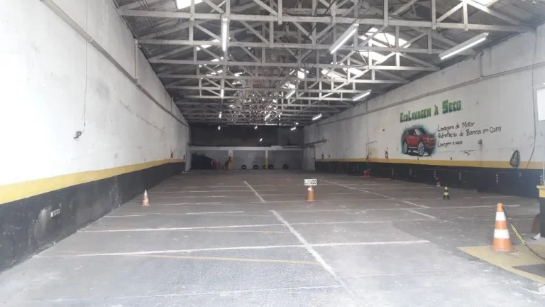 Imagem Alugo Galpão Comercial em São Caetano.