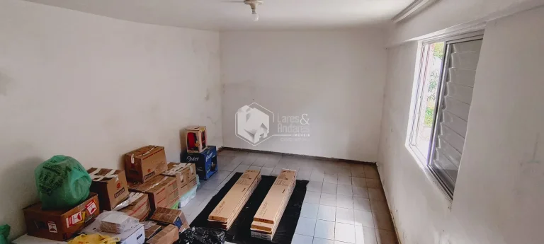 Imagem CASA À VENDA, COM 250 M² QUINTAL ESPAÇOSO, COM MÓVEIS PLANEJADOS NA COZINHA E 4 VAGAS , COM EDÍCULA - JARDIM SYDNEY, SÃO PAULO, SP