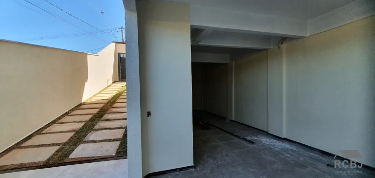 Imagem CASA RESIDENCIAL em ESMERALDAS - MG, SÃO PEDRO