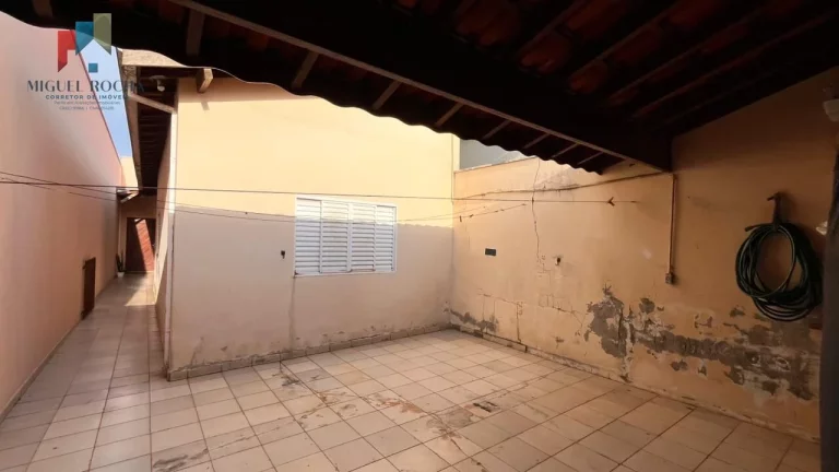 Imagem Casa a venda com ótima localização em Tatuí SP
