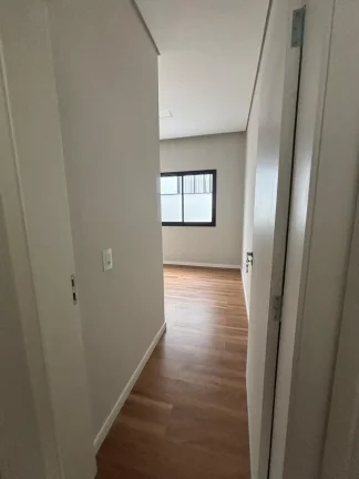 Imagem Casa de Condomínio com 3 Quartos e 3 banheiros à Venda, 197 m² por R$ 1.780.000