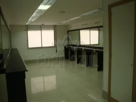 Imagem Copacabana - Comercial › Comercial com 0 quarto(s) a Aluguel
