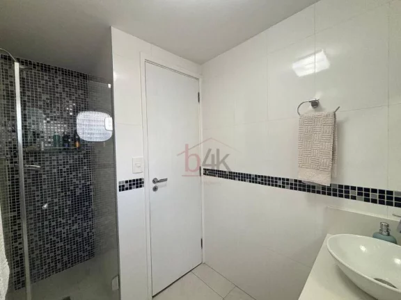 Imagem Apartamento de 75m² com 2 Dorms à Venda no Brooklin | Reformado