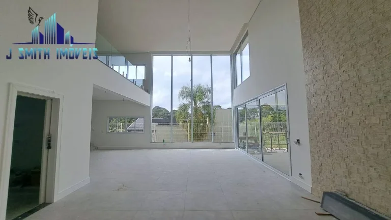 Imagem CASA MODERNA, NOVA, ACABAMENTOS ALTO PADRÃO- 5 SUÍTES. PISCINA AQUESCIDA