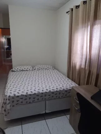 Imagem Casa à venda na Avenida Brasília, próxima ao mercado Nagumo