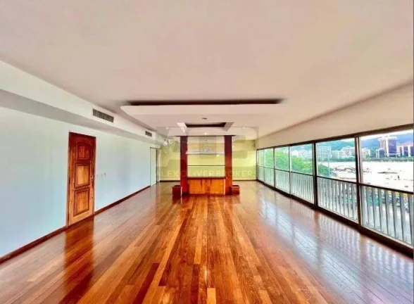 Imagem Apartamento à venda em Botafogo, 4quartos, 2 vagas e 270m2