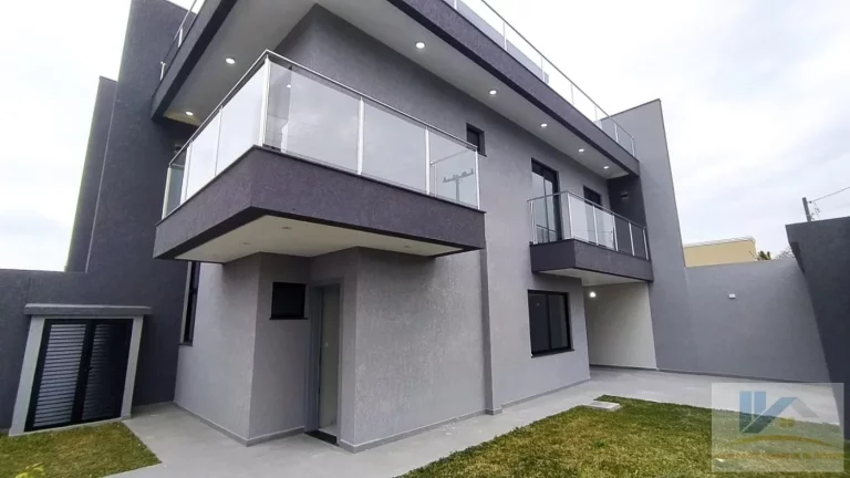 Imagem Triplex para Venda em São José dos Pinhais, Cruzeiro, 3 dormitórios, 3 suítes, 4 banheiros, 2 vagas
