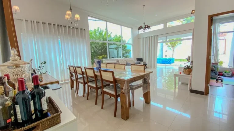 Imagem CASA À VENDA E COMPRA , CONDOMÍNIO ARAUCÁRIA, CAXAMBU, JUNDIAÍ