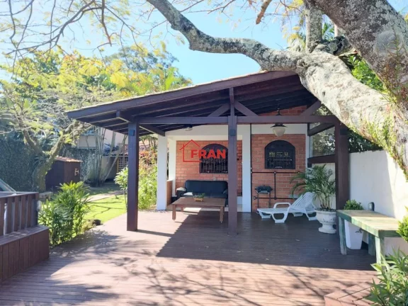 Imagem Belissima casa as Margens da lagoa da conceisão .