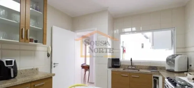 Imagem Casa em condomínio fechado, 3 dormitórios, sendo 1 suíte, 2 banheiros, bem arejado e iluminado, a...