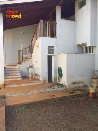 Imagem Casa para locação no Parque dos Lagos em Ribeirão Preto-SP: 3 quartos, 1 suíte, 2 salas, 3 banheiros, 1 vaga, 354m² de área.