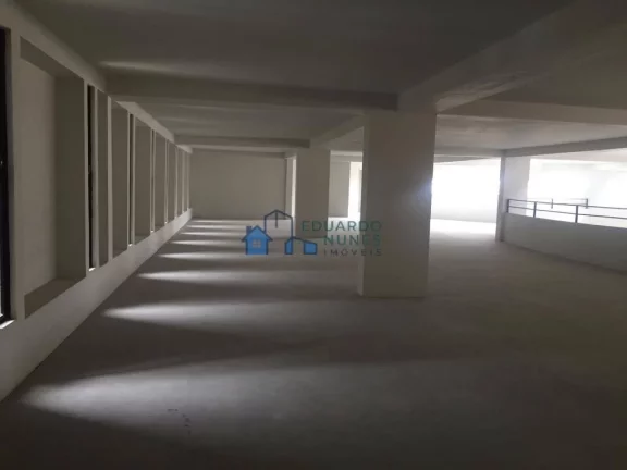 Imagem EXCELENTE PRÉDIO COMERCIAL NA FLORESTA