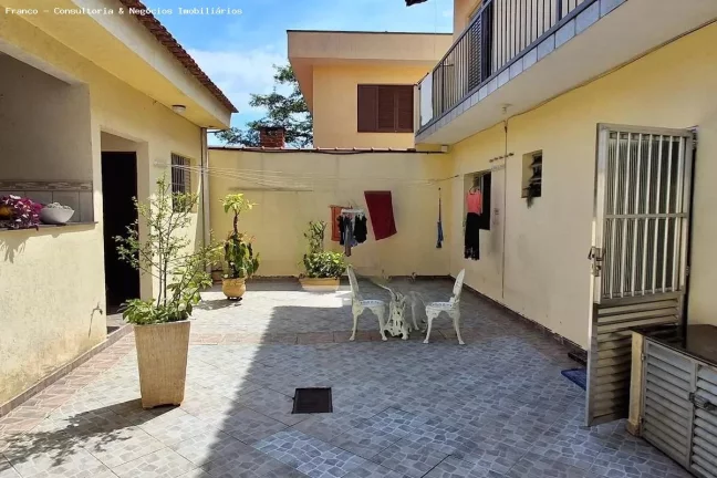 Imagem Sobrado para Venda em São Bernardo do Campo, Rudge Ramos, 5 dormitórios, 1 suíte, 4 banheiros, 5 vagas