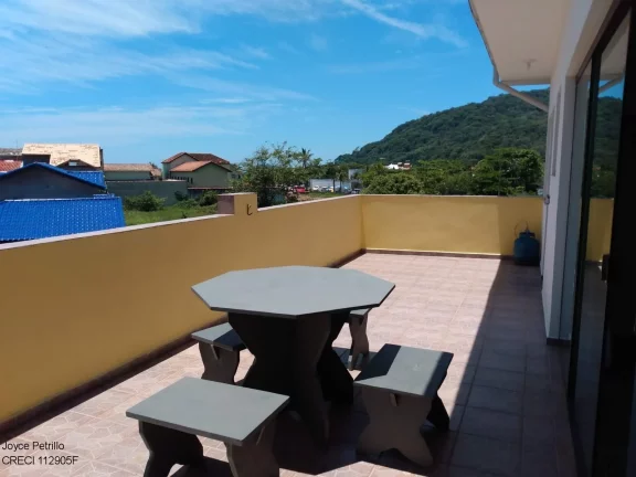 Imagem Oportunidade Única de Investimento! Salão Comercial + Apartamento Residencial à Venda em Peruíbe. Bem Pertinho do Mar.