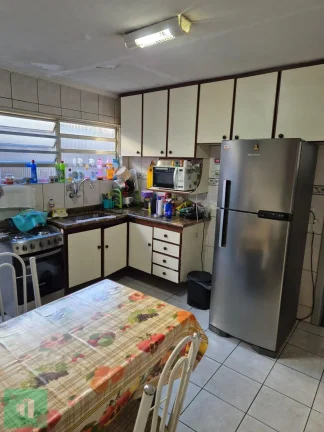 Imagem Casa com 2 quartos, 140,50m2, à venda em Diadema, Centro