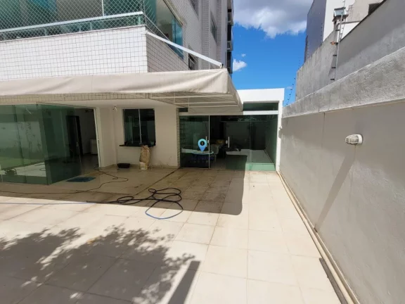 Oportunidade única de adquirir um lindo apartamento no Emilio Dalli, localizado na Rua Ministro Her...