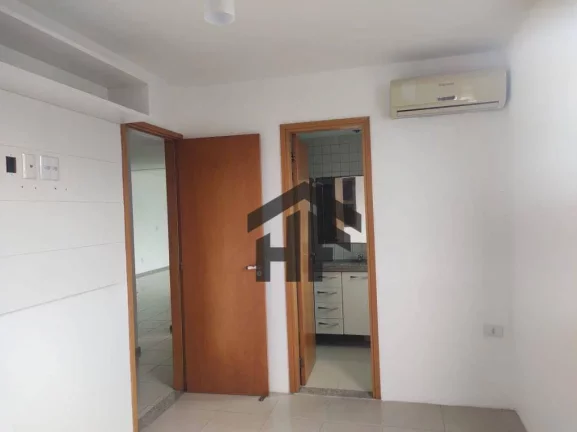 Imagem Apartamento de 152m² à venda, com 4 quartos (2 suítes), localizado na Madalena, Recife - Pernambuco.